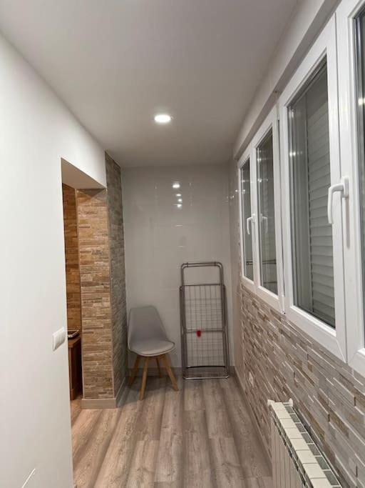 Cozy 1-Bedroom Apartment Madrid Dış mekan fotoğraf
