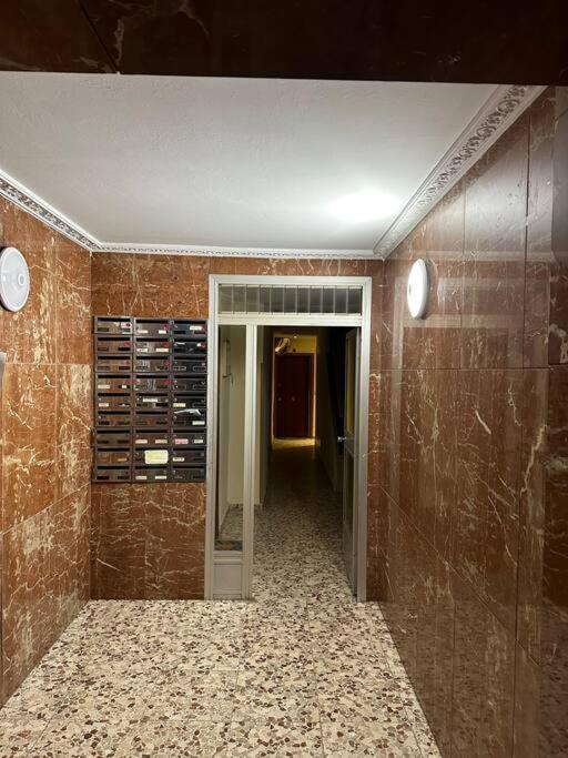 Cozy 1-Bedroom Apartment Madrid Dış mekan fotoğraf